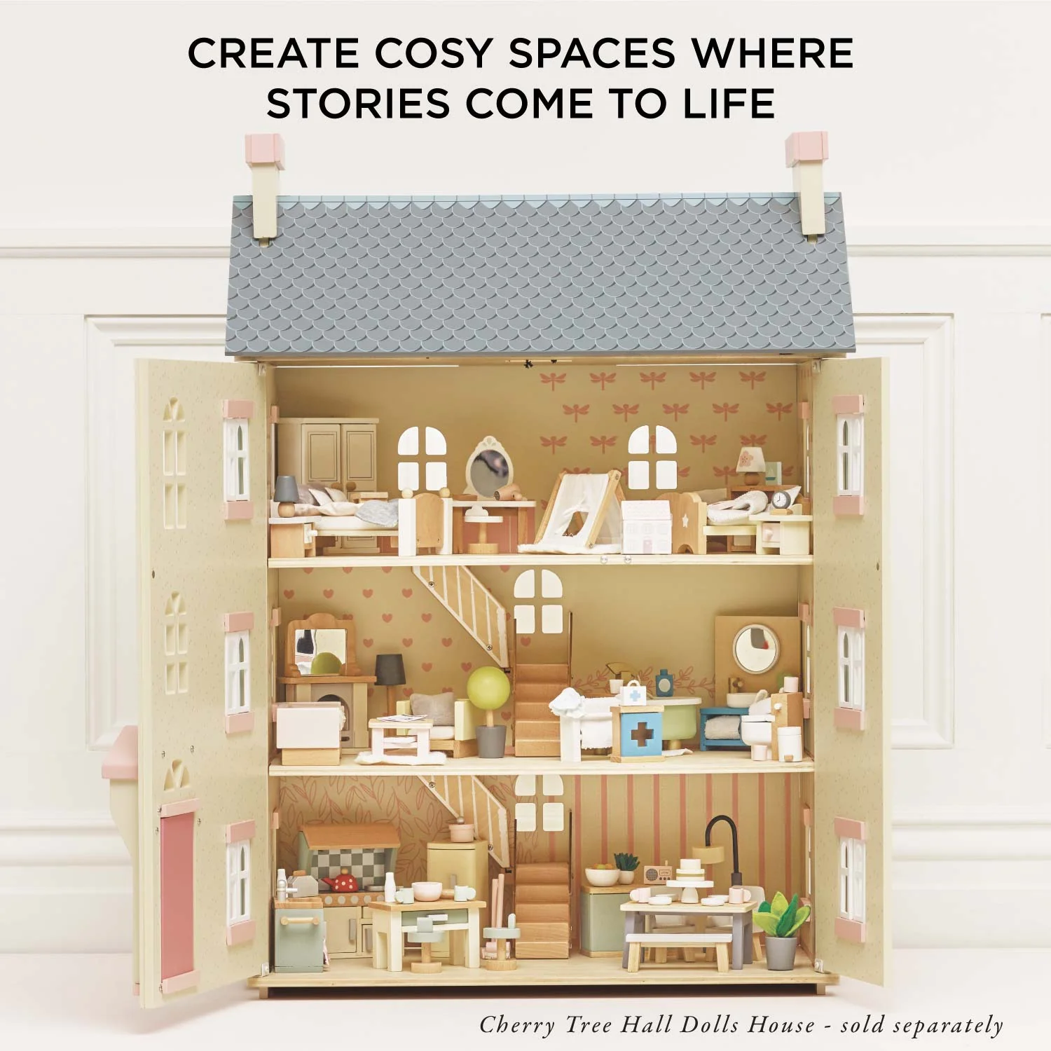 Wooden Dolls House Child's Bedroom Furniture - Image 6