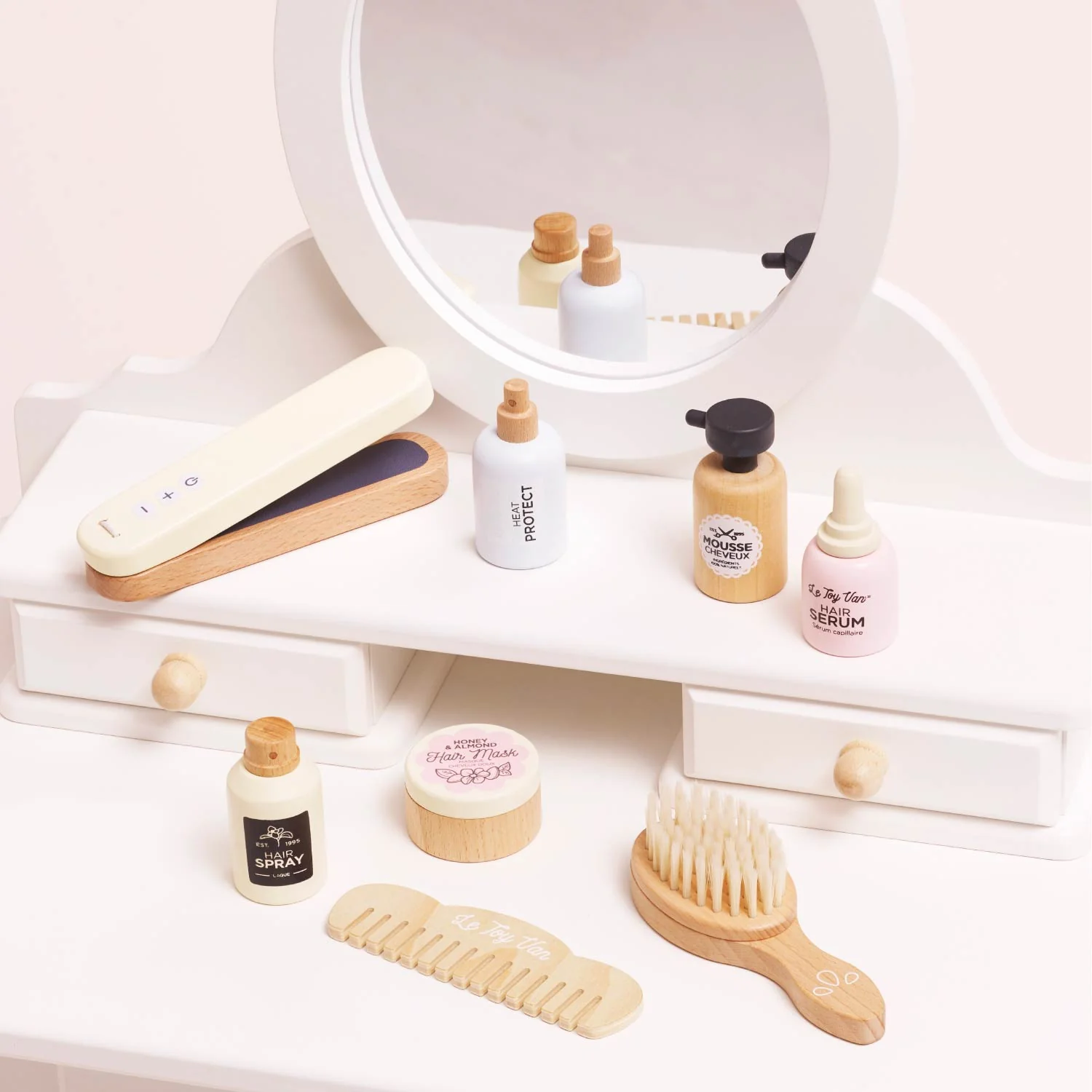 Hair Care & Straighteners Set - Image 4